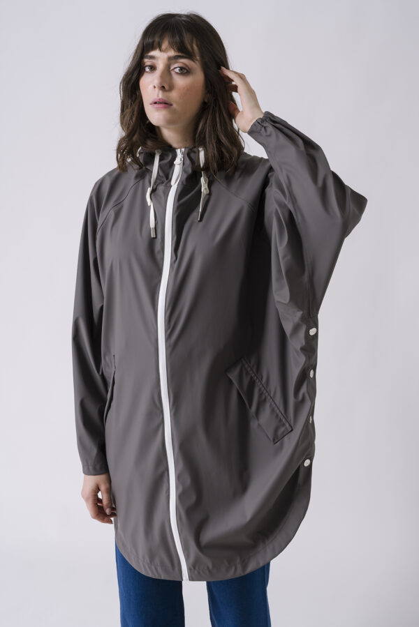 LAVA GRAY RAINCAPE SKY