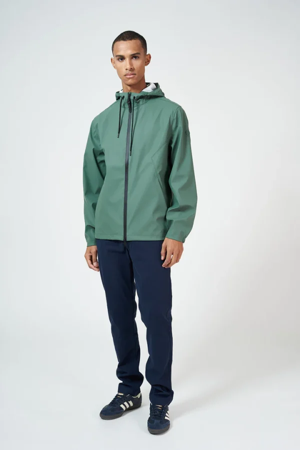 Green men's raincoat Rigning