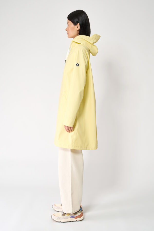 Light yellow nuovola raincoat