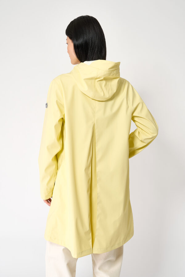 Light yellow nuovola raincoat