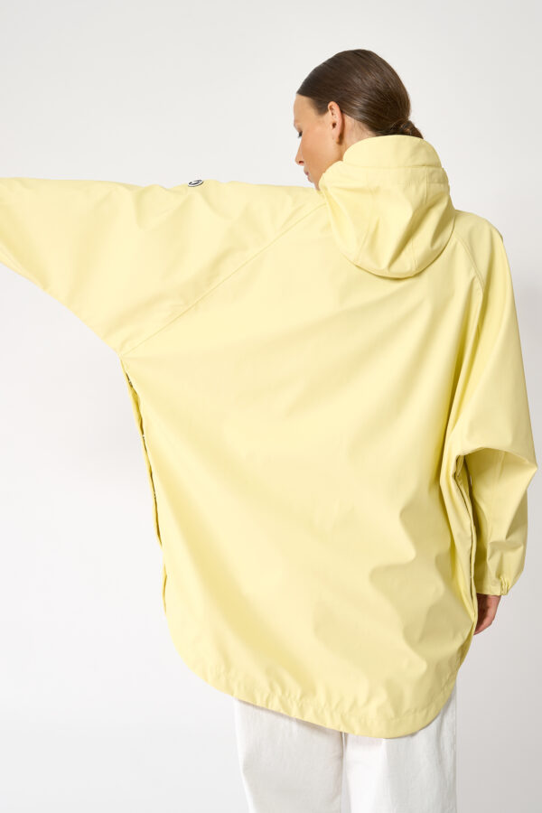 Light yellow Raincape Sky